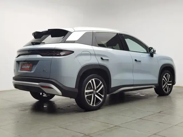 BYD Song L DM-i — Фото автомобиля 2