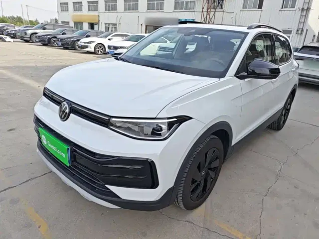 Фотография автомобиля — Volkswagen Tharu