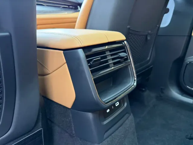 Lynk & Co Lynk & Co 09 EM-P 2021 2.0T PHEV Halo 6-seater — Фото автомобиля 18