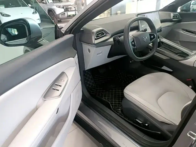 Arcfox Alpha S5 — Фото автомобиля 15