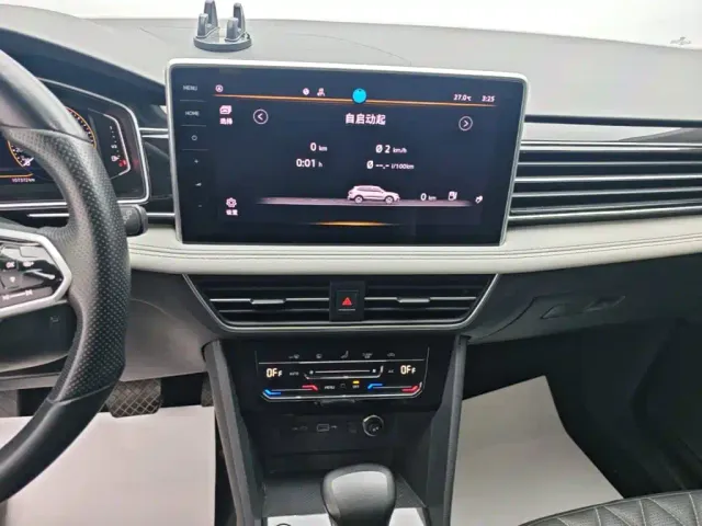 Volkswagen Tiguan L — Фото автомобиля 12
