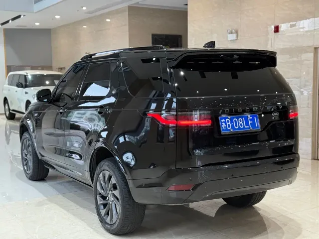 Land Rover Discovery — Фото автомобиля 16