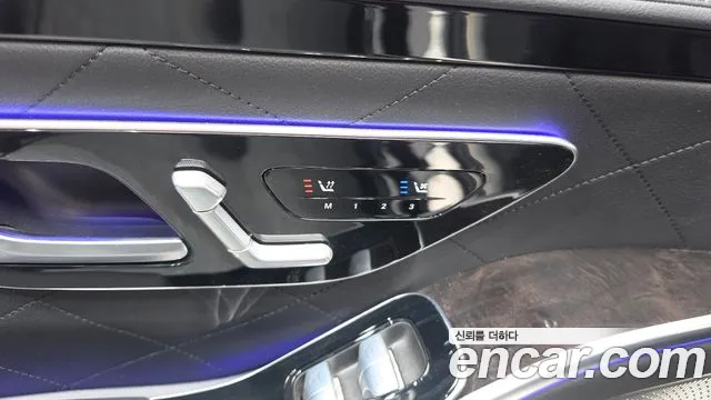 Mercedes-Benz S-Class — Фото автомобиля 30