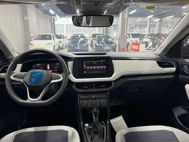 Volkswagen Tharu — Фото автомобиля 7