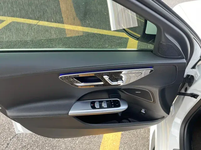 Mercedes-Benz C-Class — Фото автомобиля 15