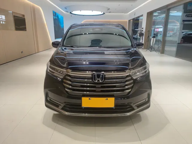 Honda Odyssey — Фото автомобиля 3