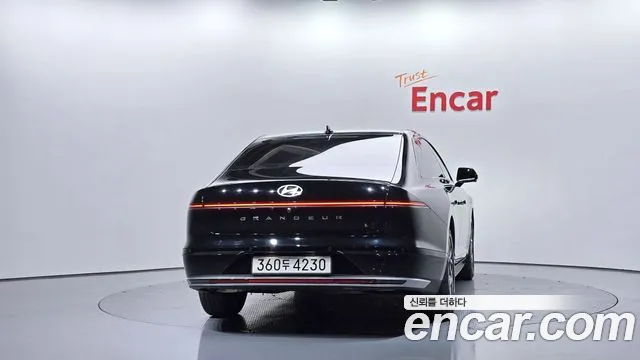 Hyundai Grandeur GN7 — Фото автомобиля 4