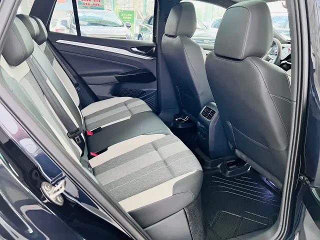 Volkswagen ID.4 Crozz — Фото автомобиля 16
