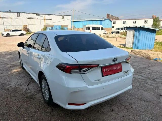 Toyota Corolla — Фото автомобиля 9