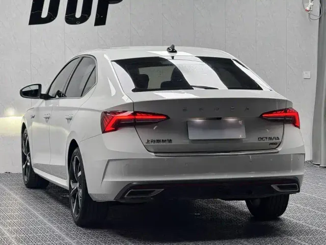 Skoda Octavia — Фото автомобиля 8