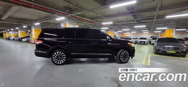 Lincoln Navigator 4th Gen — Фото автомобиля 6