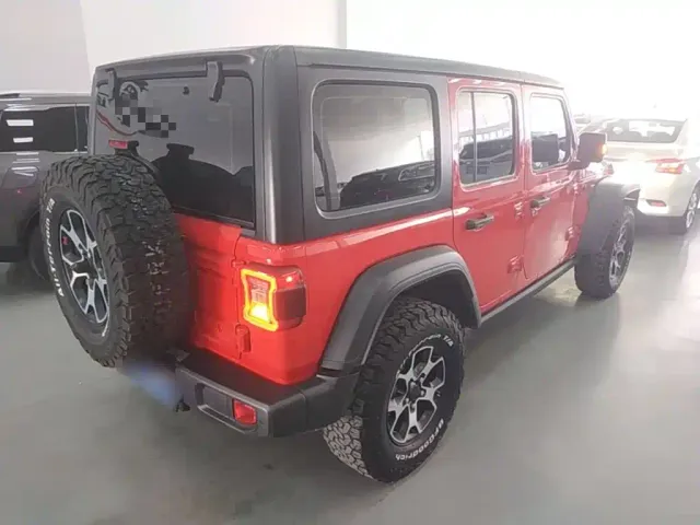 Jeep Wrangler — Фото автомобиля 6