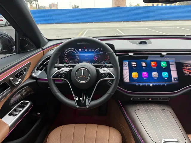 Mercedes-Benz E-Class — Фото автомобиля 10