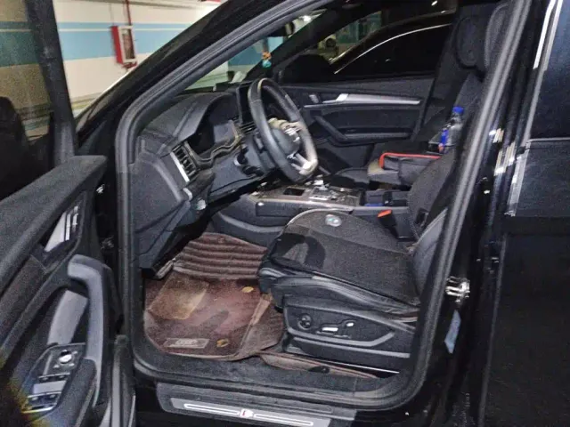 Audi Q5L — Фото автомобиля 9