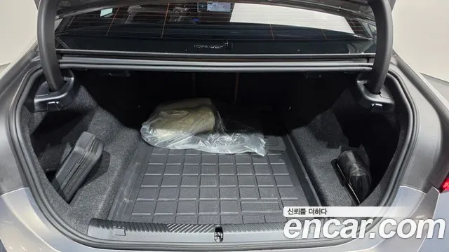 BMW 5-Series 5 серия (G60) 530i xDrive M Sport — Фото автомобиля 18