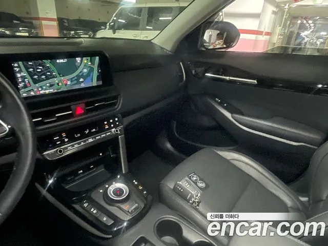 Kia Seltos New — Фото автомобиля 17