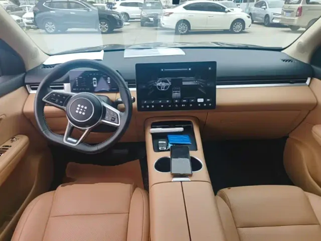 Landian E5 PLUS — Фото автомобиля 9