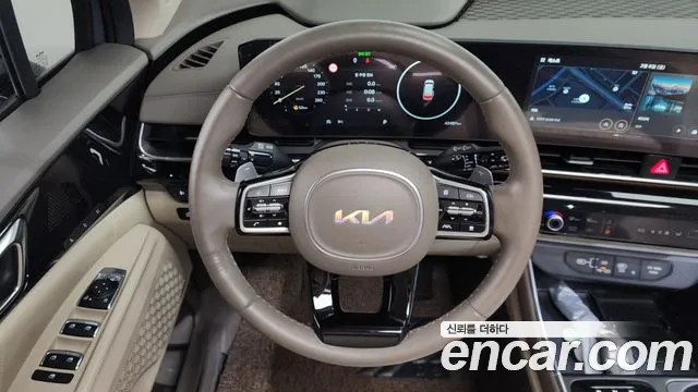 Kia Canival Новый Carnival 4 поколение Дизель 9 мест Signature — Фото автомобиля 13