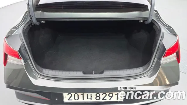 Hyundai Avante CN7 — Фото автомобиля 20