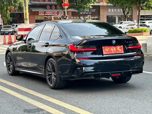 BMW 3 Series — Фото автомобиля 6