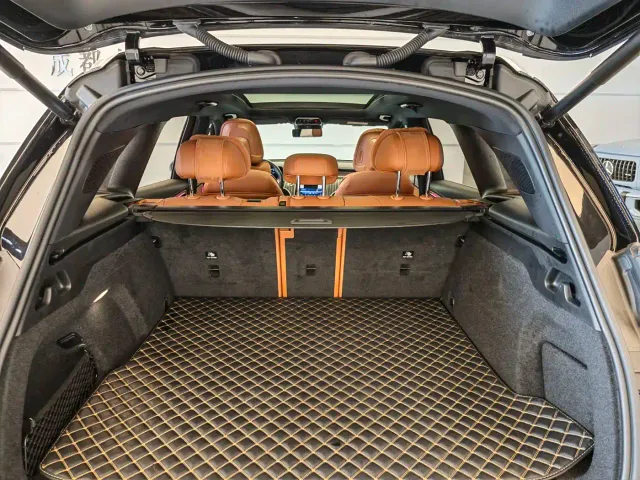Mercedes-Benz GLC-Class — Фото автомобиля 16