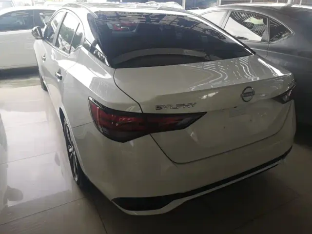 Nissan Sylphy — Фото автомобиля 4