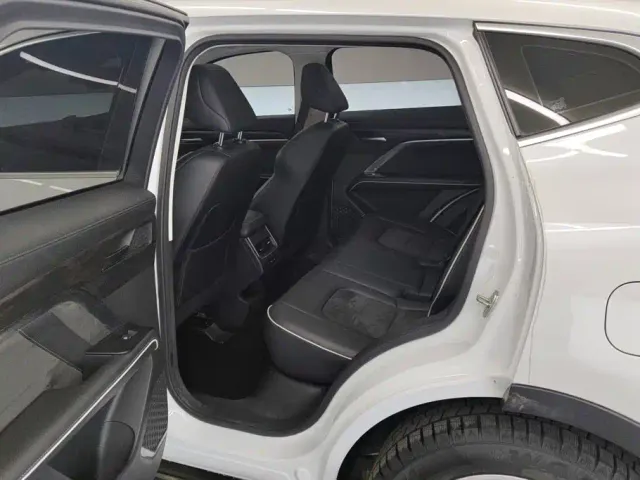 Haval H6 — Фото автомобиля 11
