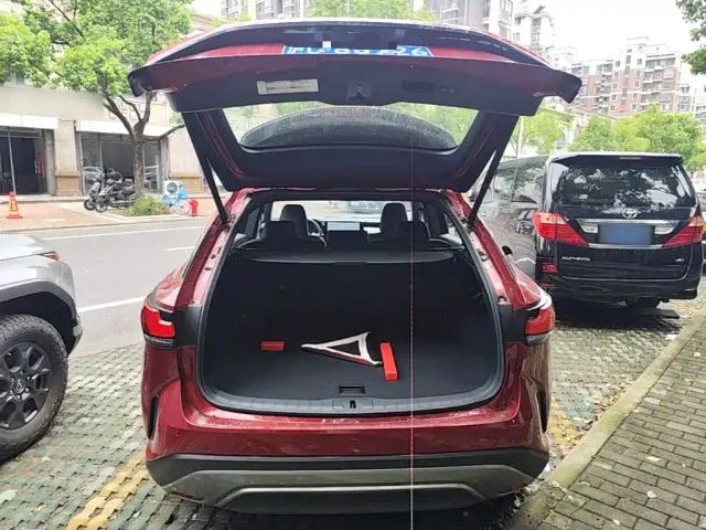 Lexus RX — Фото автомобиля 18