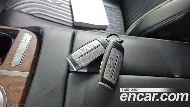 Genesis G80 RG3 — Фото автомобиля 16