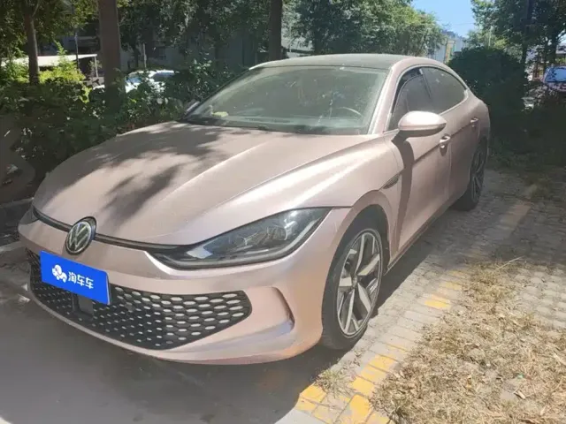 Фотография автомобиля — Volkswagen Lamando