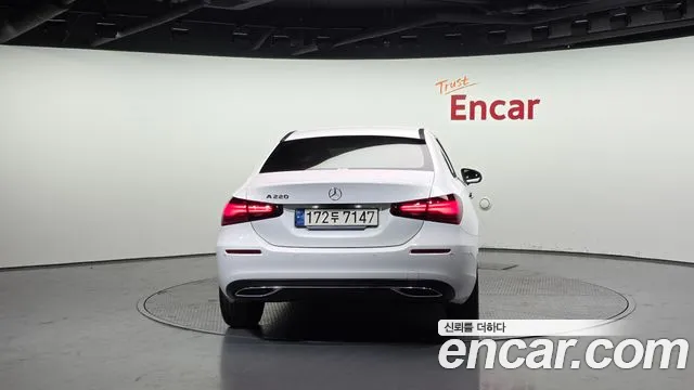 Mercedes-Benz A-Class — Фото автомобиля 4