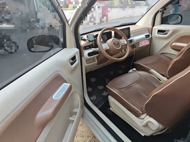 Wuling Hongguang Mini EV — Фото автомобиля 12