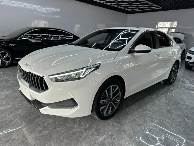 Kia K3 — Фото автомобиля 2