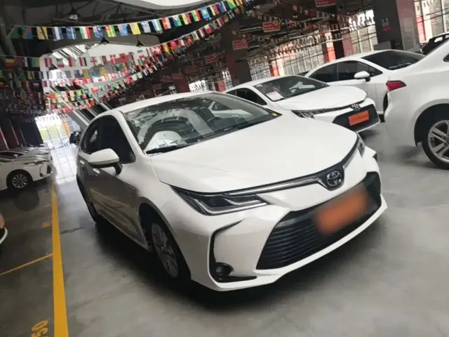 Toyota Corolla — Фото автомобиля 3