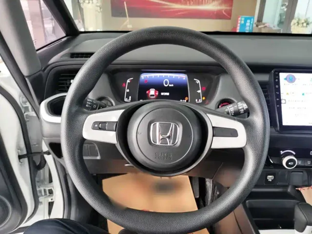 Honda Fit — Фото автомобиля 9