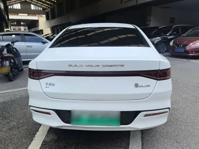 BYD Qin PLUS — Фото автомобиля 5