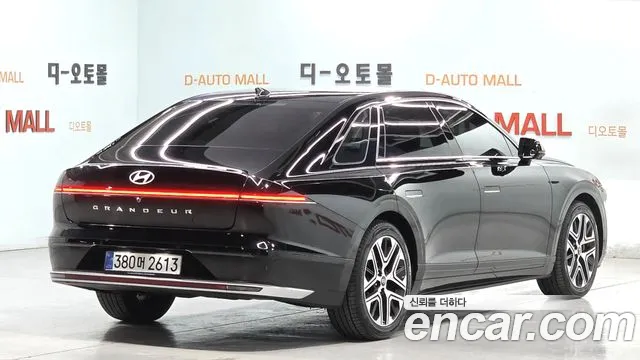 Hyundai Grandeur GN7 — Фото автомобиля 3