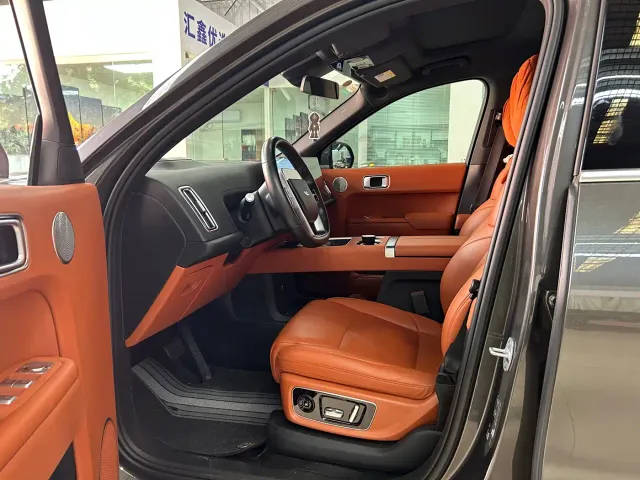 Li Auto L9 — Фото автомобиля 4