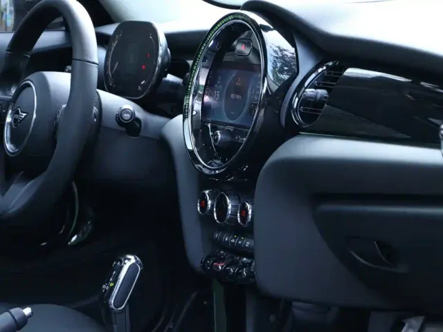 MINI Hatch — Фото автомобиля 15