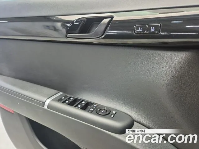 Hyundai Grandeur GN7 — Фото автомобиля 18