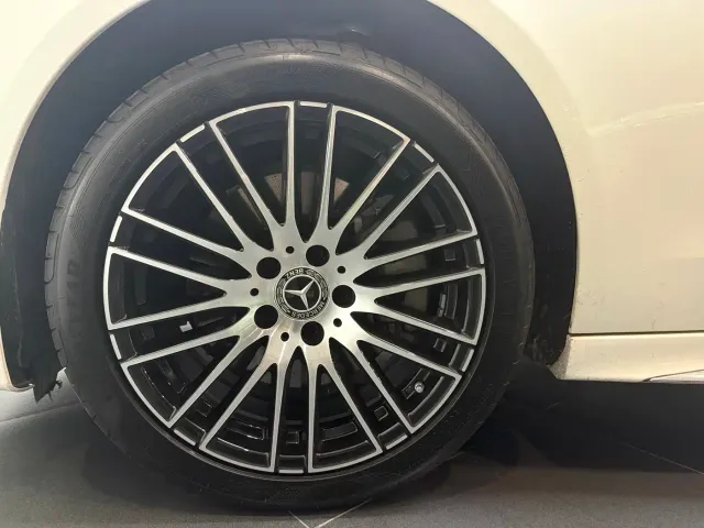 Mercedes-Benz C-Class — Фото автомобиля 20