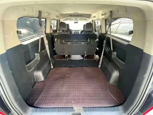 Wuling Zhengcheng — Фото автомобиля 19
