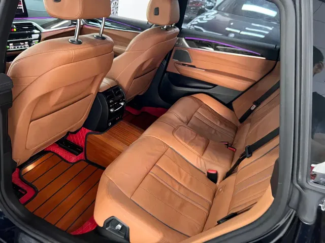 BMW 6 Series Gran Turismo — Фото автомобиля 4