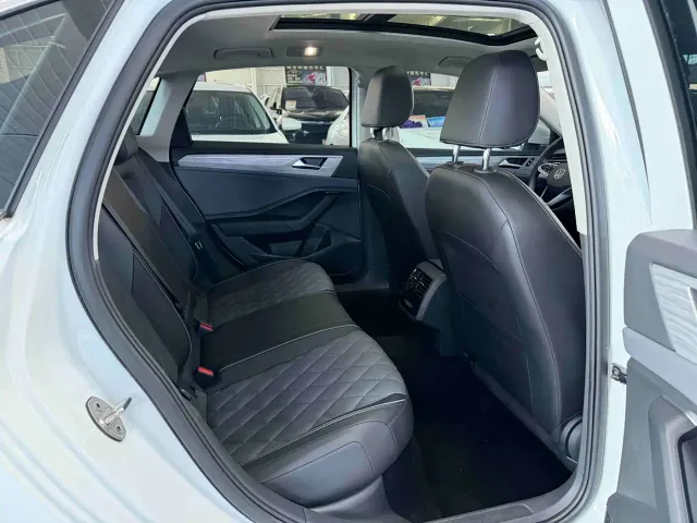 Volkswagen Sagitar — Фото автомобиля 15