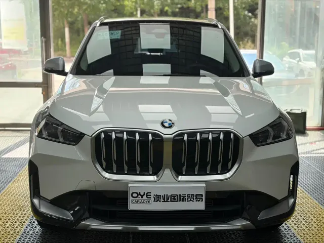 BMW X1 — Фото автомобиля 2