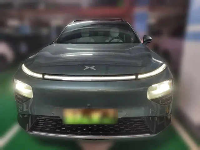 Xpeng G9 — Фото автомобиля 2