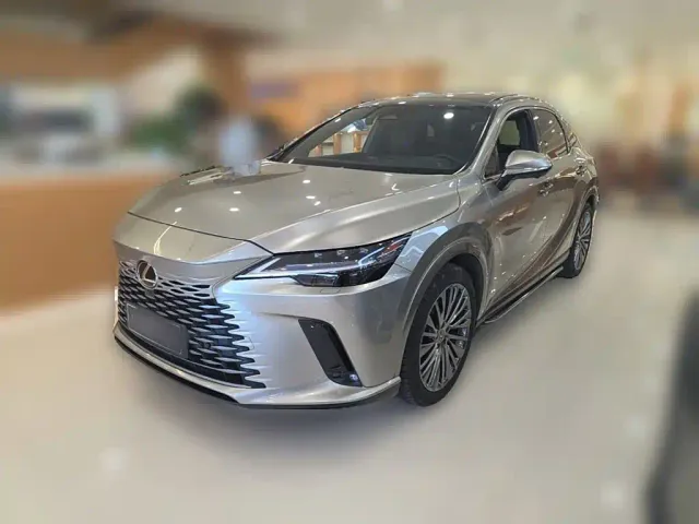 Фотография автомобиля — Lexus RX