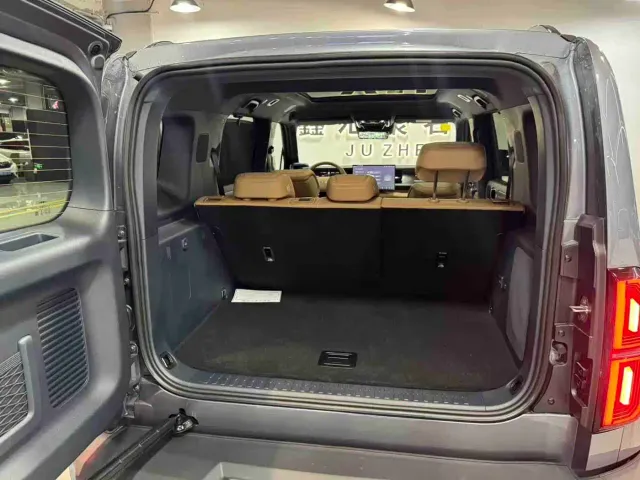 BYD FangChengBao Leopard 5 — Фото автомобиля 15