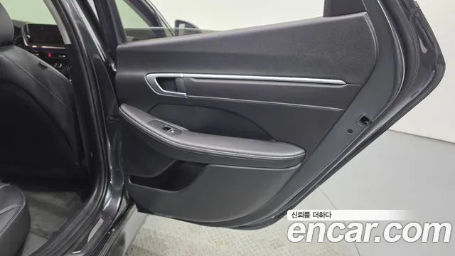 Hyundai Sonata Sonata (DN8) 2.0 LPG(Для проката) — Фото автомобиля 22