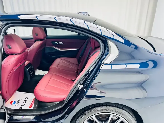 BMW BMW 3 Series 2023 320Li M Sport Package — Фото автомобиля 22